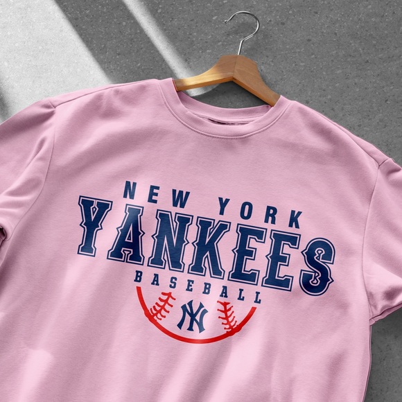 Yankees sweatshirt - Picture 3 of 3
